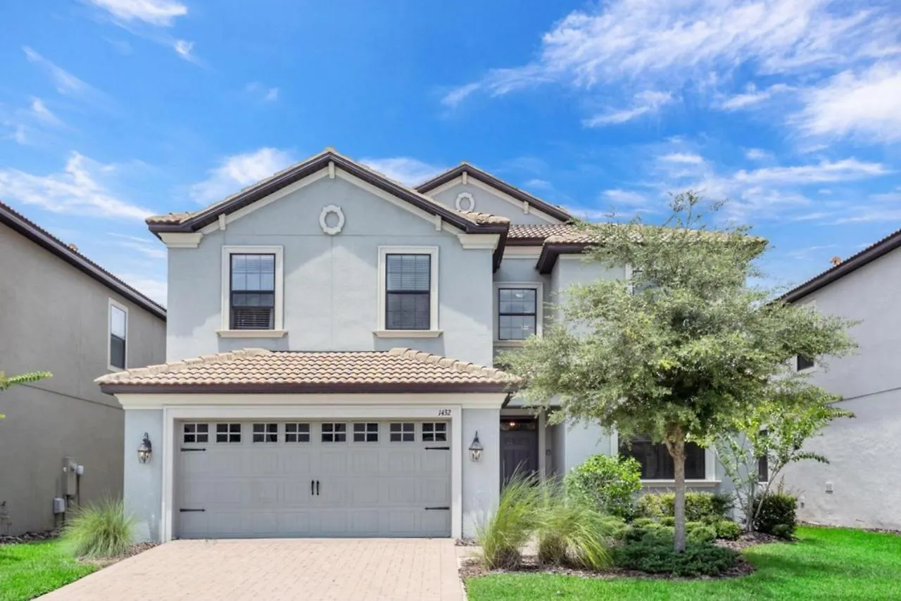 Champions Gate 7, 8 & 9 Bedrooms By Florida Star Vacations Davenport Holiday home